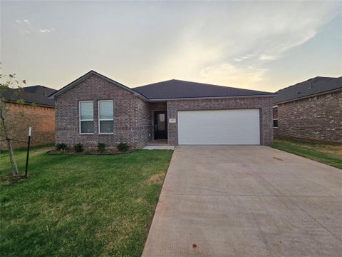 Photo of 20425 Mule Deer Drive, Edmond, OK 73012 (MLS # 1245900)