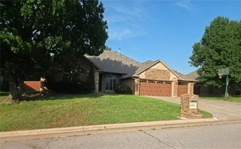Photo of 14112 Kiowa Drive, Edmond, OK 73013 (MLS # 1237199)