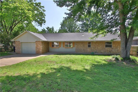Photo of 213 S 6th Street, Noble, OK 73068 (MLS # 1251863)