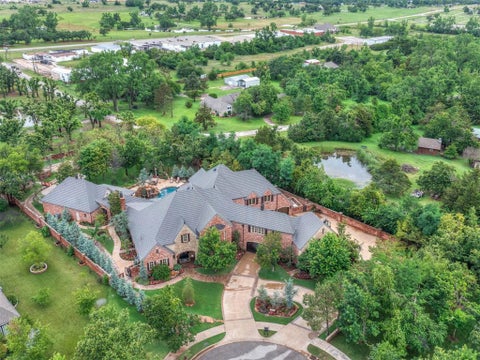 Photo of 1705 Maple Drive, Blanchard, OK 73010 (MLS # 1186688)