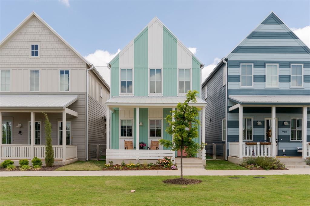 Photo 1 of 18 — 964 Hangar Drive, Oklahoma City, OK 73108