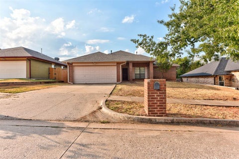 Photo of 11642 Tyson Court, Midwest City, OK 73130 (MLS # 1251704)