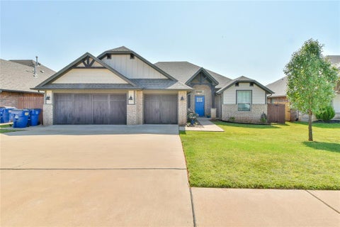 Photo of 1208 N Wisteria Terrace, Mustang, OK 73064 (MLS # 1244292)
