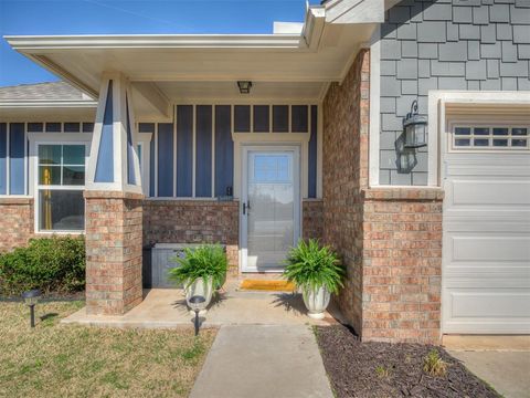 Photo of 9109 NW 143rd Street, Yukon, OK 73099 (MLS # 1218041)