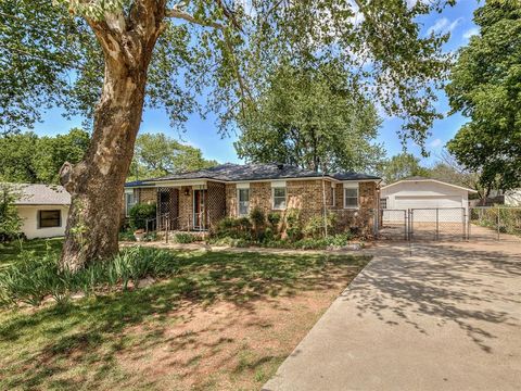 Photo of 1019 E Etowah Road, Noble, OK 73068 (MLS # 1224807)