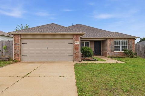Photo of 1200 Granite Lane, Noble, OK 73068 (MLS # 1225911)
