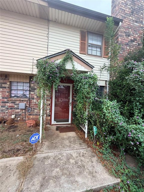 Photo of 2125 NW 118th Terrace, Oklahoma City, OK 73120 (MLS # 1252131)