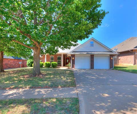 Photo of 309 E Richmond Terrace, Mustang, OK 73064 (MLS # 1246226)