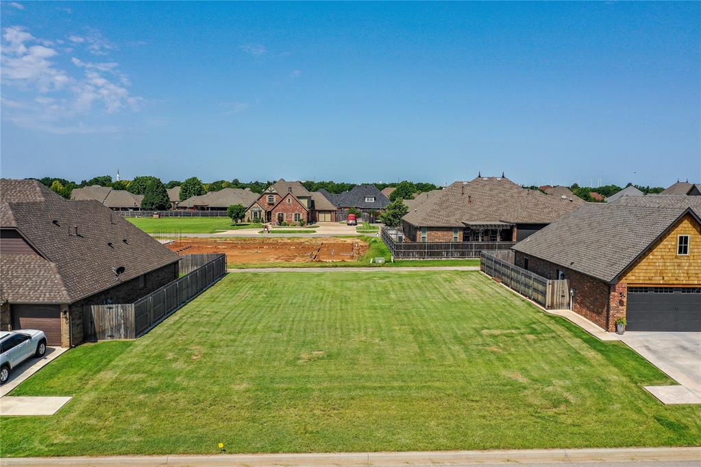 Photo 1 of 5 — 1305 Chestnut Place, Weatherford, OK 73096