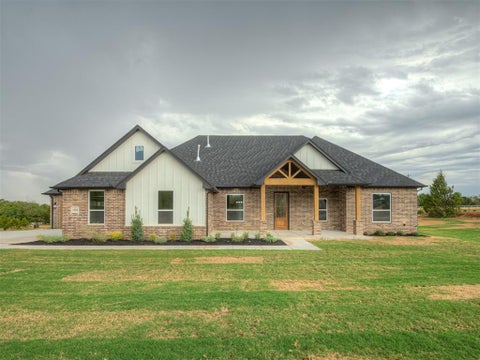 Photo of 1928 Valerie's Drive, Guthrie, OK 73044 (MLS # 1246671)