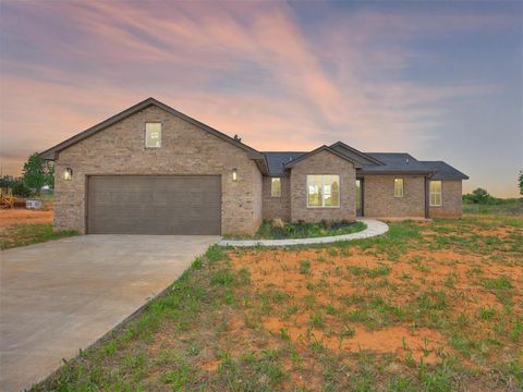 Photo of 10191 S Meadows Lane, Guthrie, OK 73044 (MLS # 1224181)