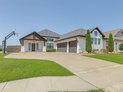 Photo of 8429 NW 133rd Street, Oklahoma City, OK 73142 (MLS # 1238316)