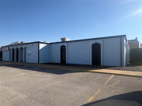 Photo of 7300 S Western Avenue, Oklahoma City, OK 73139 (MLS # 1246052)