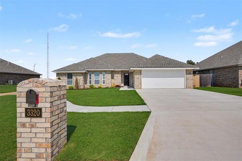 Photo of 3320 Continental Court, Altus, OK 73521 (MLS # 1238357)