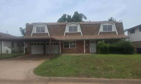 Photo of 229 Randall Drive, Midwest City, OK 73110 (MLS # 1236809)
