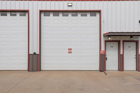 Photo of 308 W State Highway 152 #208, Mustang, OK 73064 (MLS # 1226444)