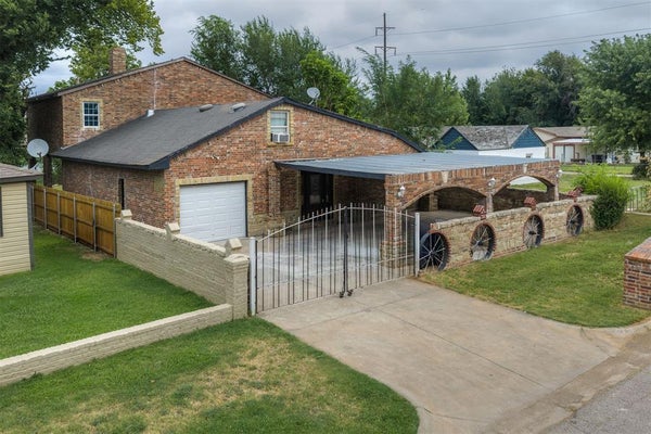 337 SE 48TH ST, OKLAHOMA CITY, OK 73129 - Image 79ea8934aefb7df6a8cd36b6f1eadebd/2454994391
