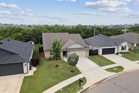 Photo of 2929 Blue Fish Road, Norman, OK 73069 (MLS # 1228927)