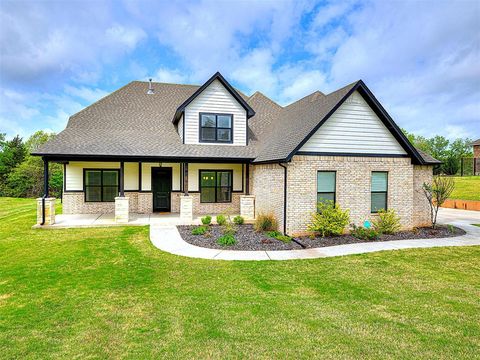 Photo of 5017 Asheville Way, Choctaw, OK 73020 (MLS # 1224683)