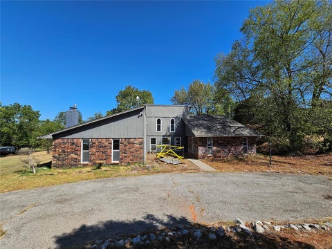 Photo of 9811 Brush Creek Road, Norman, OK 73026 (MLS # 1248923)