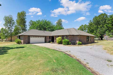 Photo of 19201 Aerial Road, Edmond, OK 73012 (MLS # 1241372)