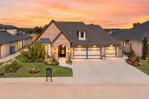 Photo of 2101 Wiregrass Drive, Edmond, OK 73025 (MLS # 1248973)