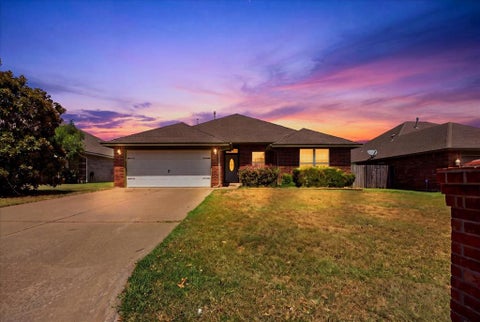 Photo of 549 NE 23rd Street, Newcastle, OK 73065 (MLS # 1244999)