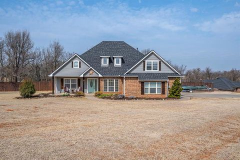Photo of 3353 McDaniel, Blanchard, OK 73010 (MLS # 1216690)