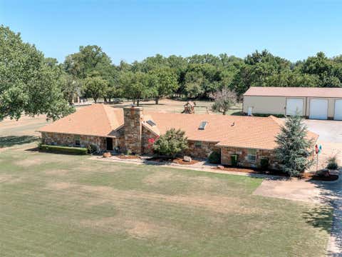 Photo of 4 Cedar Lake Lane, Goldsby, OK 73093 (MLS # 1241669)
