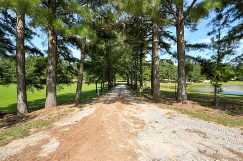 Photo of 8201 S Hiwassee Road, Oklahoma City, OK 73150 (MLS # 1238644)