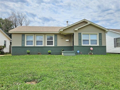 Photo of 729 E Steed Drive, Midwest City, OK 73110 (MLS # 1245904)
