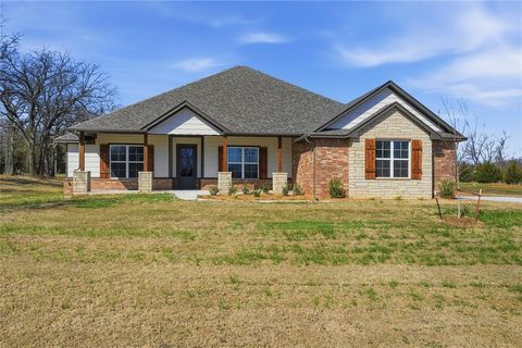 Photo of 26319 Longhorn Drive, Blanchard, OK 73010 (MLS # 1218842)