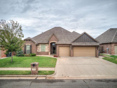 Photo of 724 Northern Dancer Drive, Edmond, OK 73025 (MLS # 1251245)