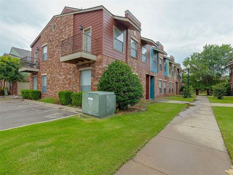 Photo of 2175 Houston Street, Norman, OK 73071 (MLS # 1230622)