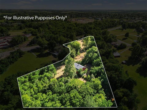 Photo of 2500 W Grand Avenue, Chickasha, OK 73018 (MLS # 1252875)
