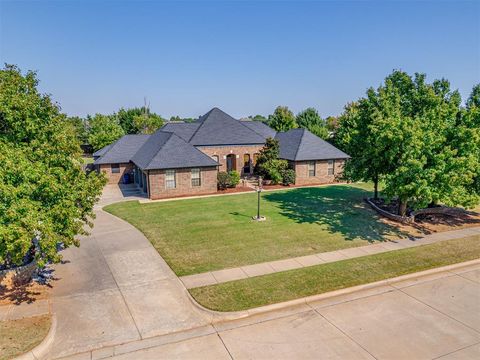 Photo of 1423 E Twin Brook Terrace, Mustang, OK 73064 (MLS # 1207907)