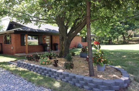 Photo of 1838 S Country Club Road, Newcastle, OK 73065 (MLS # 1238420)