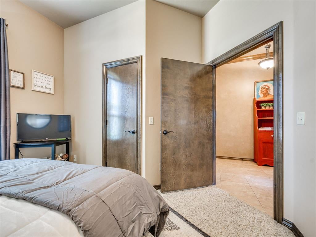 12405 Heathfield Lane