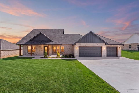 Photo of 11460 White Tail Ridge, Guthrie, OK 73044 (MLS # 1246268)