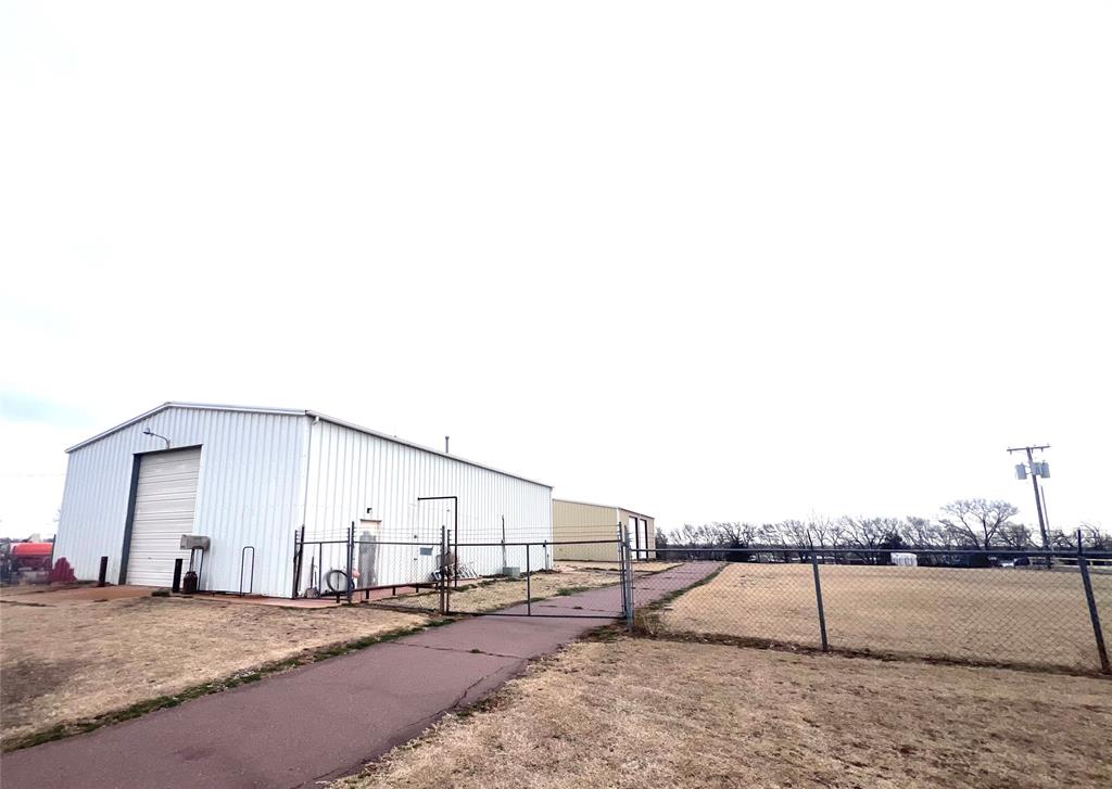 1418 S Washington Ave, Elk City