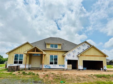 Photo of 4076 Blue Ridge Avenue, Newcastle, OK 73072 (MLS # 1228940)