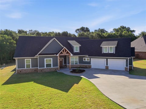 Photo of 19101 Abigail Drive, Shawnee, OK 74801 (MLS # 1244530)