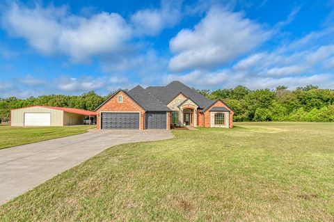 Photo of 23193 Grandview Lane, Purcell, OK 73080 (MLS # 1200239)