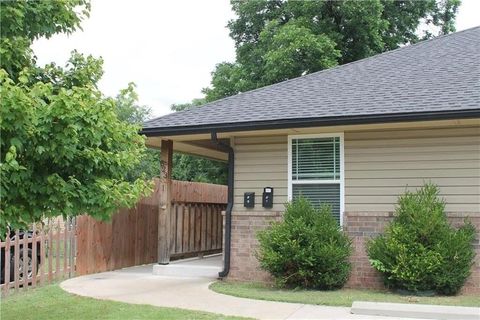 Photo of 523 Main Street #1, Norman, OK 73071 (MLS # 1217190)