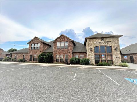 Photo of 1624 SW 122nd Street, Oklahoma City, OK 73170 (MLS # 1187470)