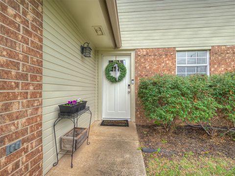Photo of 3501 Grassland Drive, Norman, OK 73072 (MLS # 1224505)