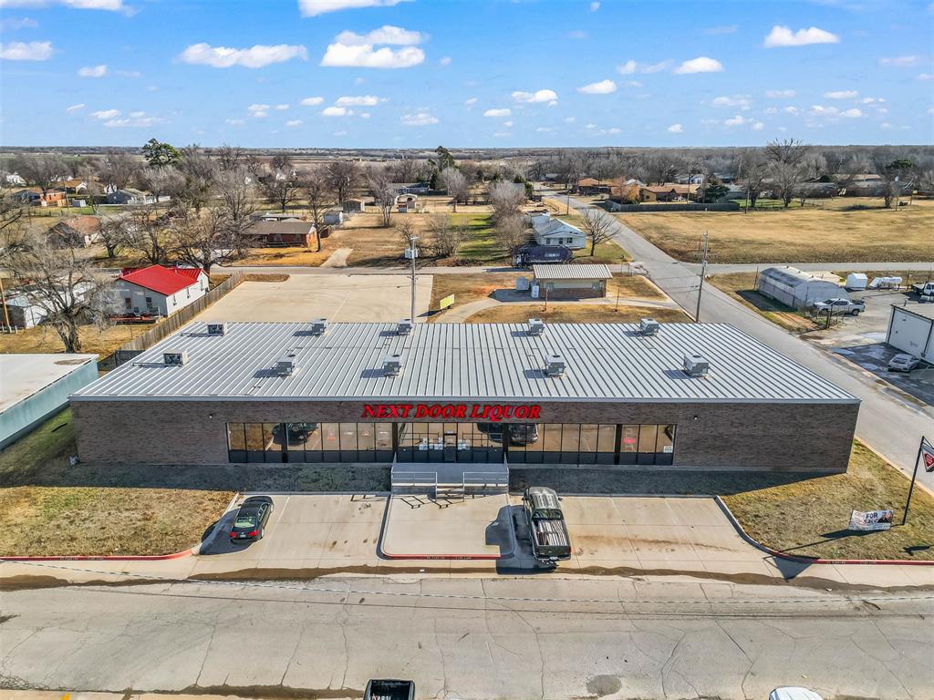 Photo 1 of 15 — 1523 Stewart Drive, Chickasha, OK 73018