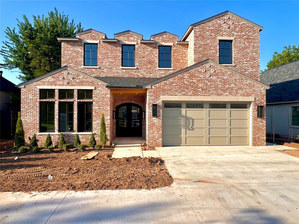 Photo 1 of 23 — 1722 Huntington Avenue, Nichols Hills, OK 73116