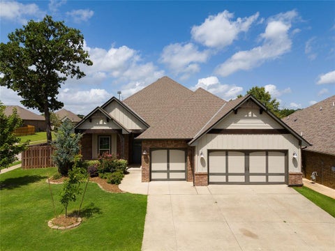 Photo of 3301 Wakefield Road, Edmond, OK 73034 (MLS # 1238886)