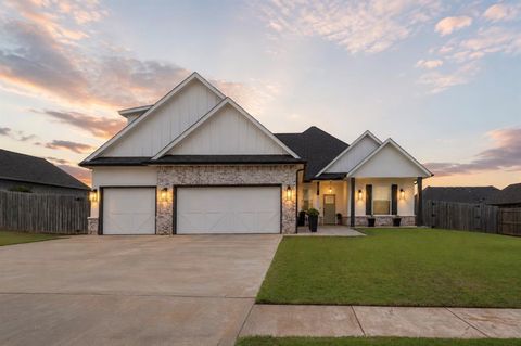 Photo of 2308 W Mickey Drive, Mustang, OK 73064 (MLS # 1225707)